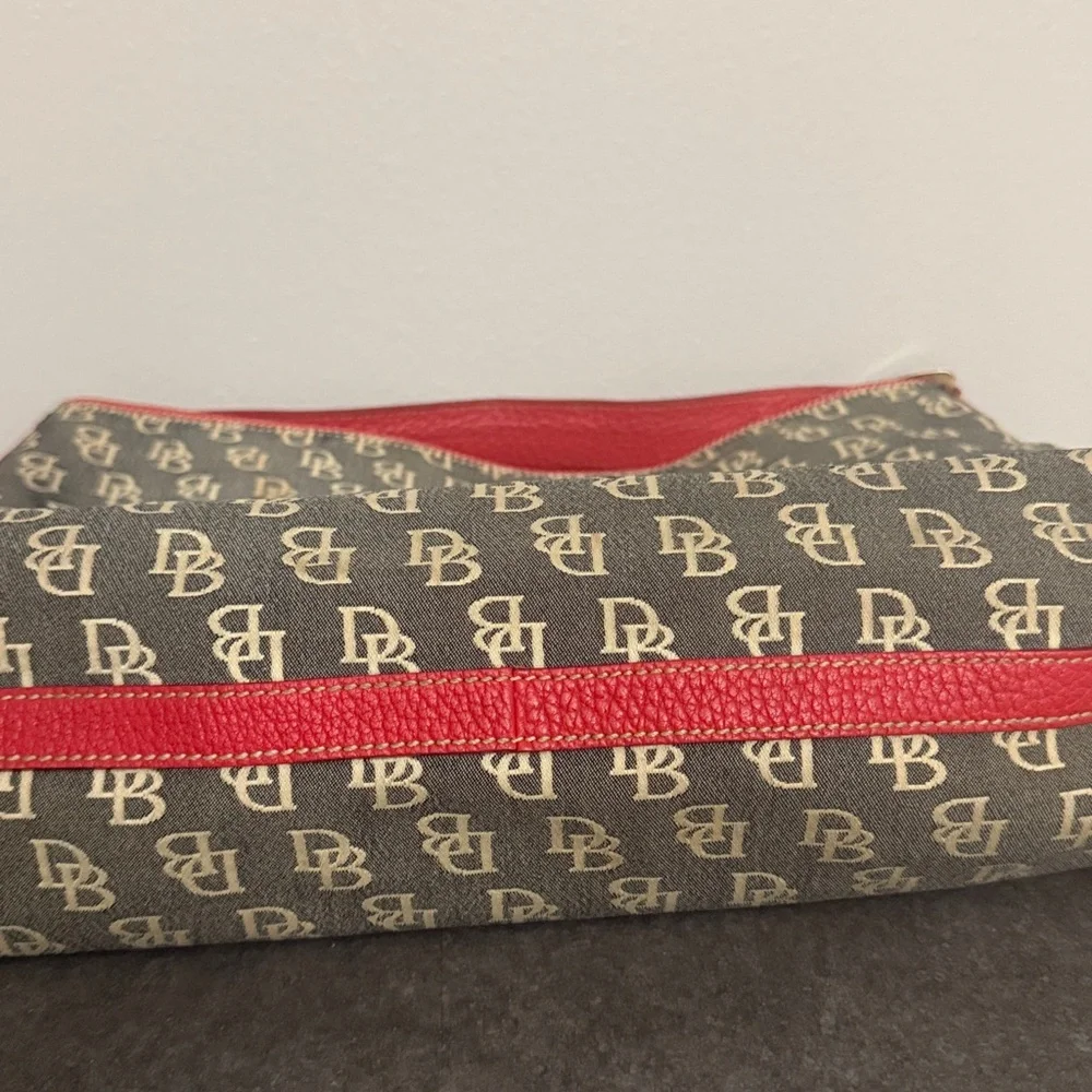 Vintage Dooney & Bourke large hobo monogram bag JUNK - Picture 16 of 16